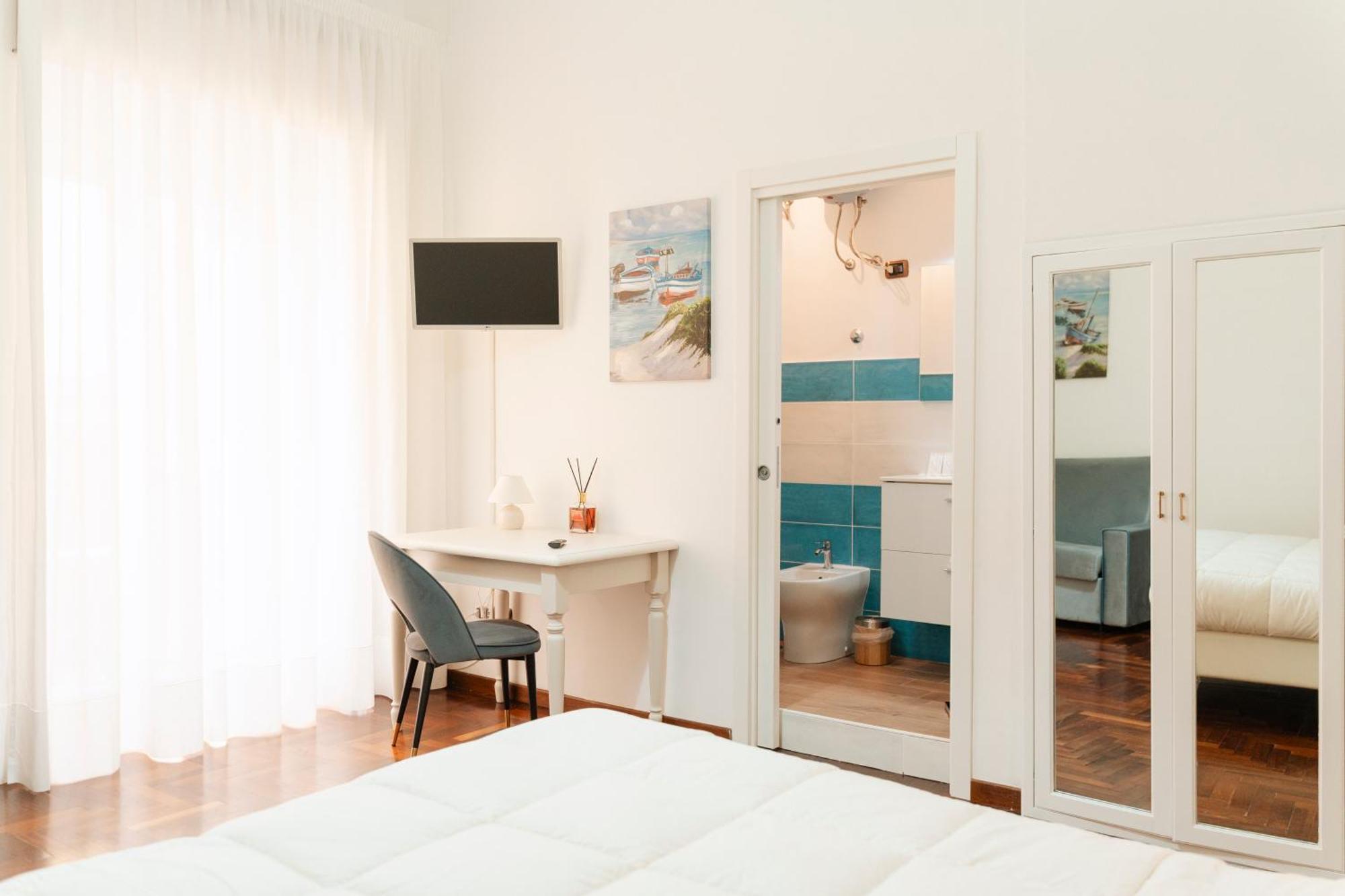 Piazza Tasso Suite Sorrento Bagian luar foto